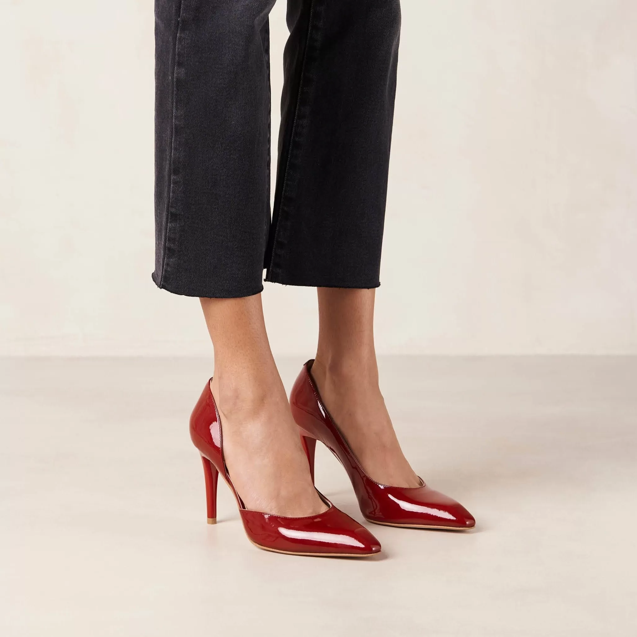 Amelia Onix Red Leather Pumps