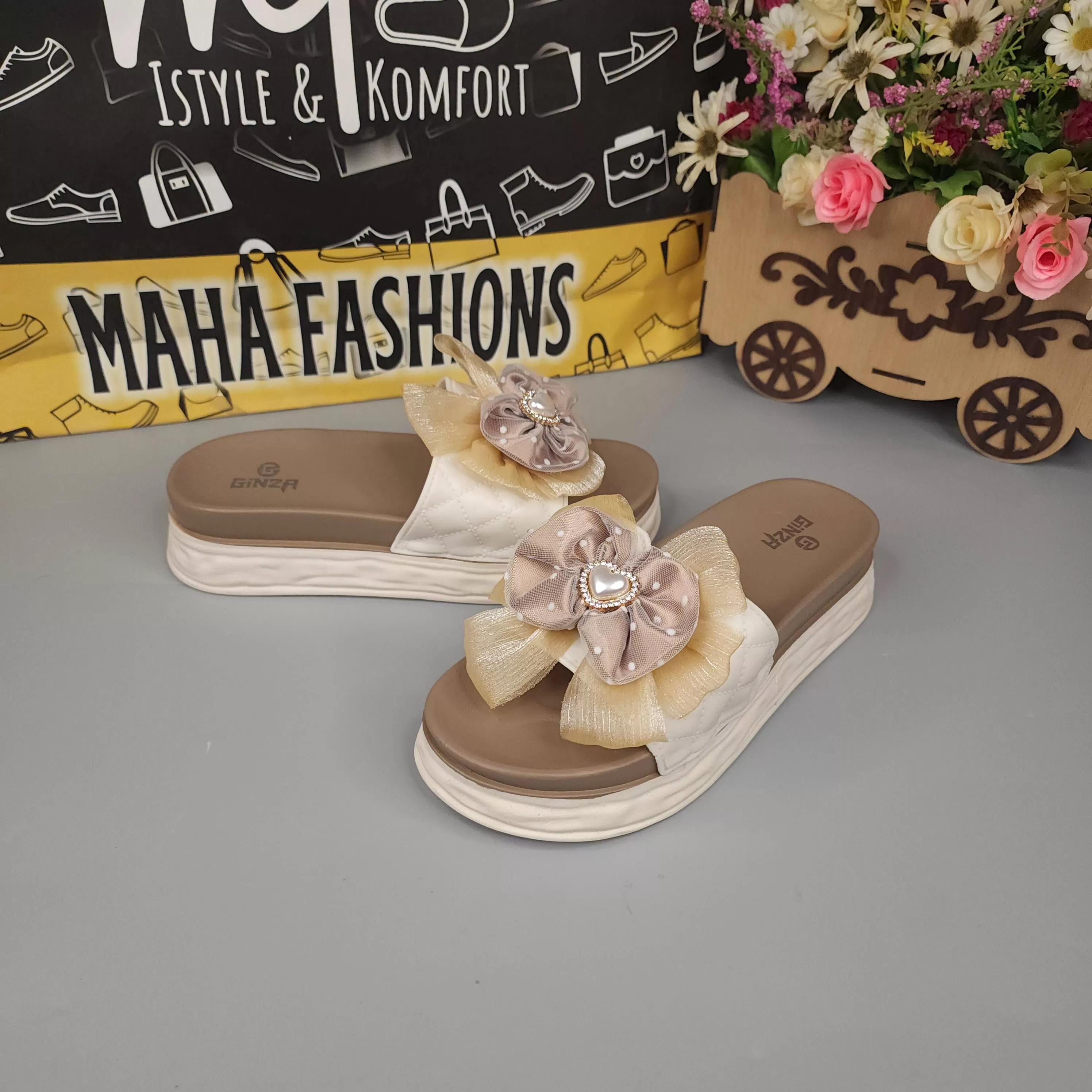 Beige Floral Slides