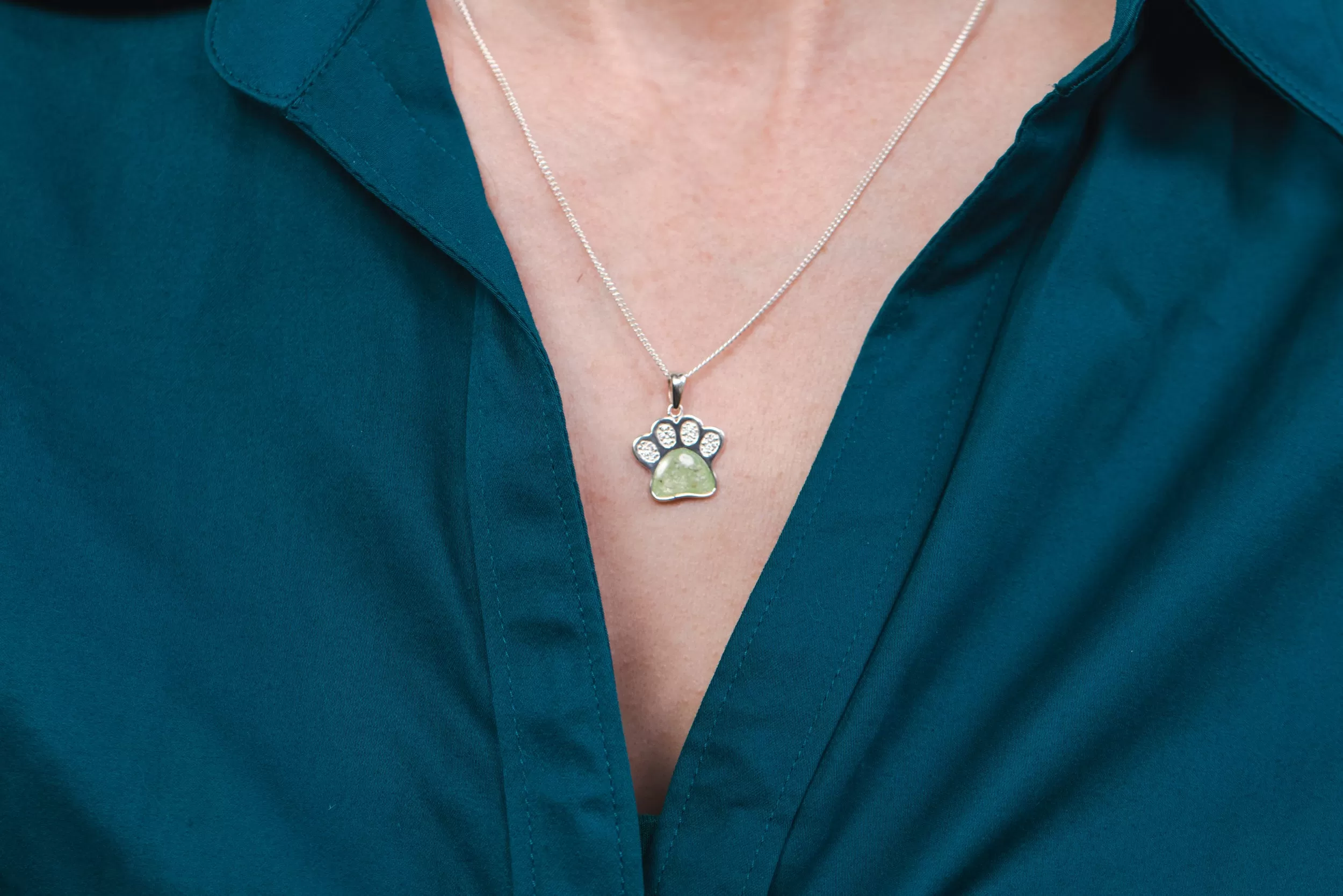 Petite Pawprint Mica Pendant - Engravable