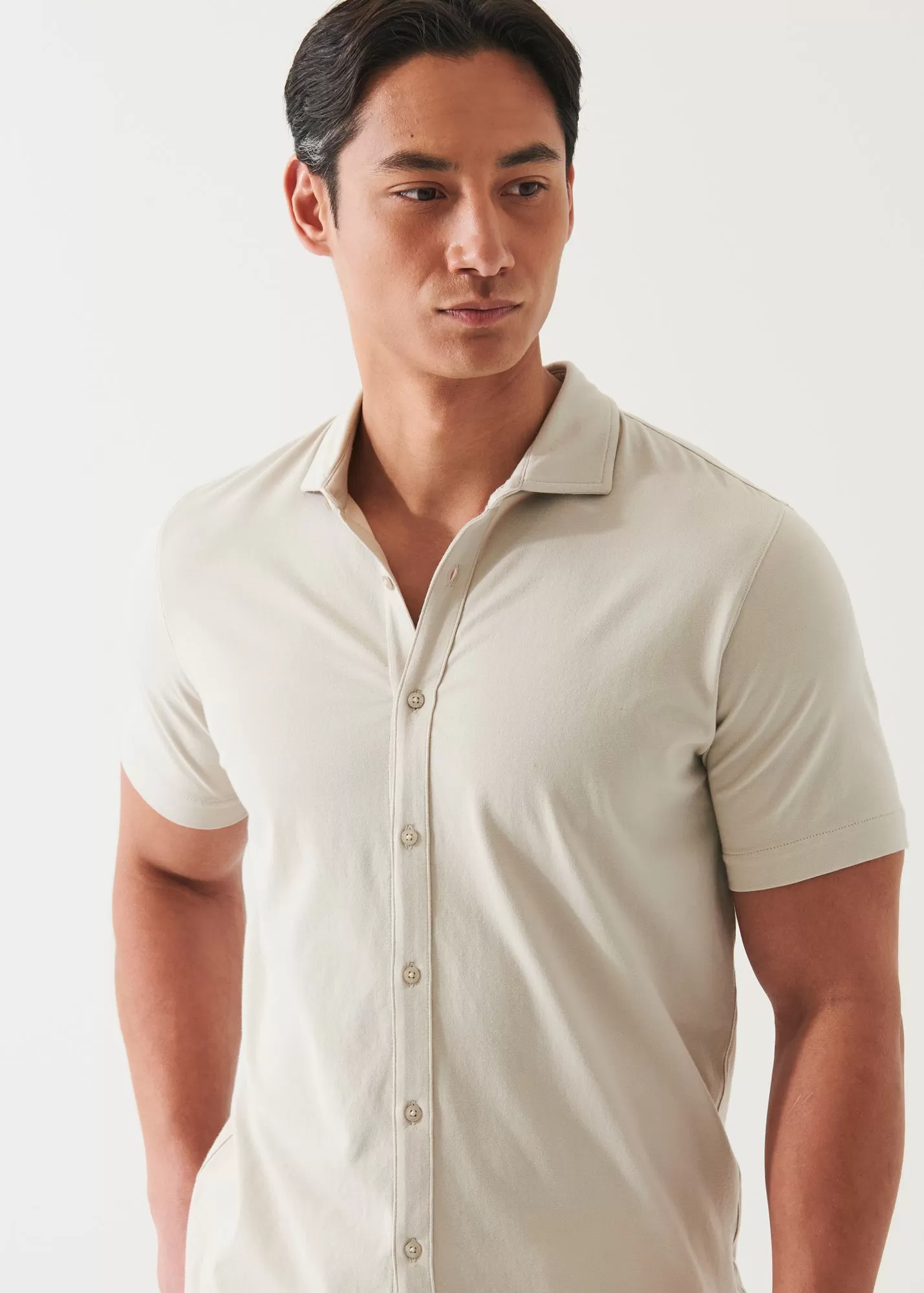 PIMA COTTON STRETCH BUTTON FRONT SHIRT