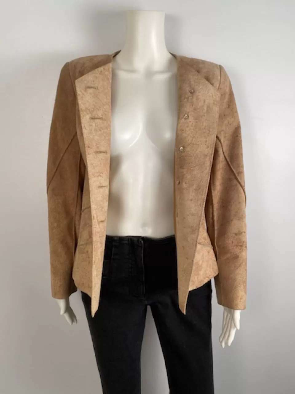 Vintage 00C, 2000 Cruise Chanel Identification Leather/Suede Rawhide Tan Jacket FR 36 US 4